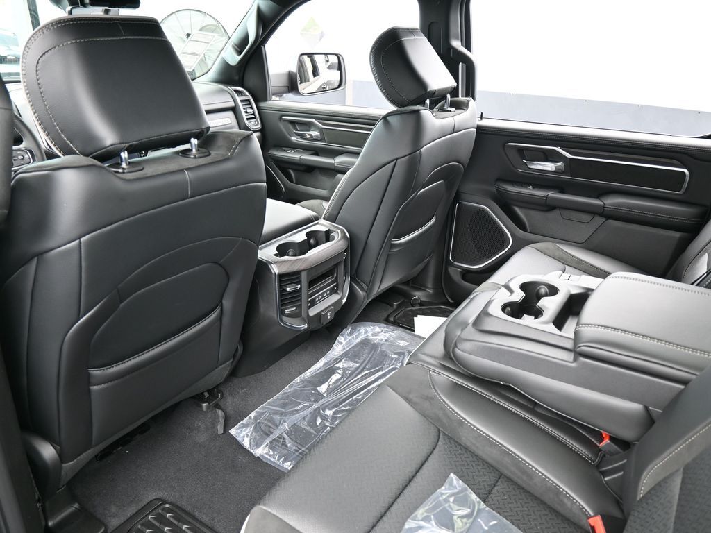 New 2026 Granite Crystal Metallic Clearcoat Ram Laramie image 31