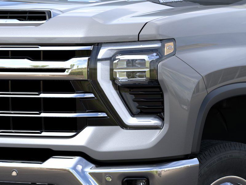 2025 Chevrolet Silverado 3500HD LTZ 10