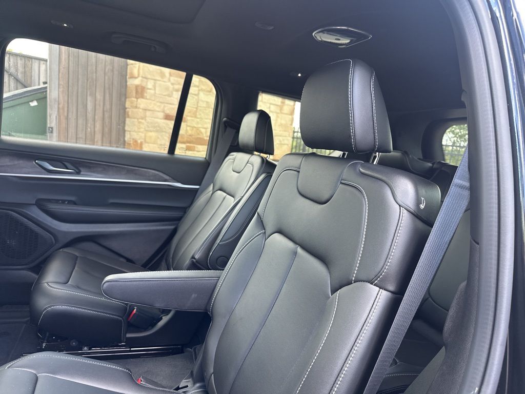 New Car 2025 Jeep Grand Cherokee L  Limited For Sale Under $50,000 In Austin, Texas