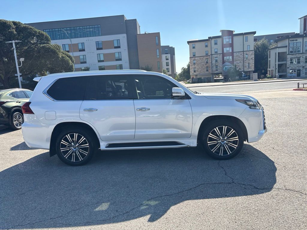 Thumbnail: 2019 Lexus LX - 6
