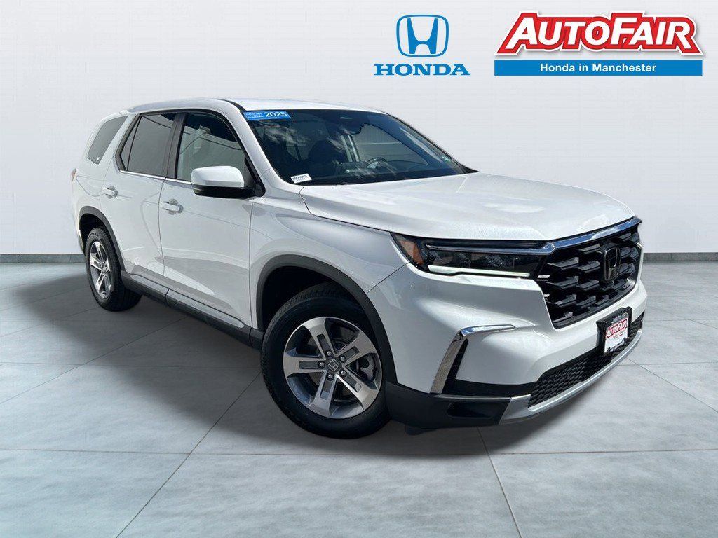 Platinum White Pearl 2025 Honda Pilot EX-L AWD SUV / Crossover All-Wheel Drive Automatic