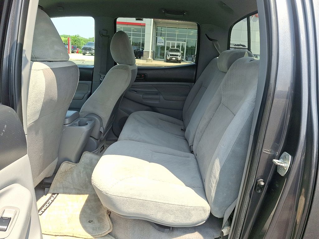 2011 Toyota Tacoma Base 10