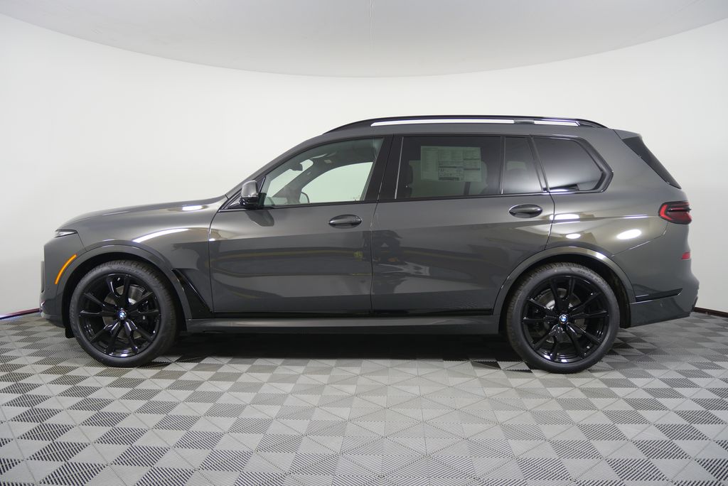Thumbnail: 2027 BMW X7 - 6