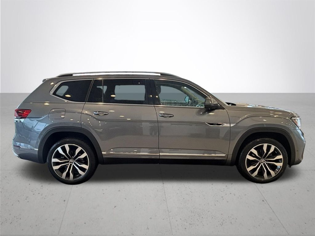 2022 Volkswagen Atlas 3.6L V6 SEL Premium R-Line