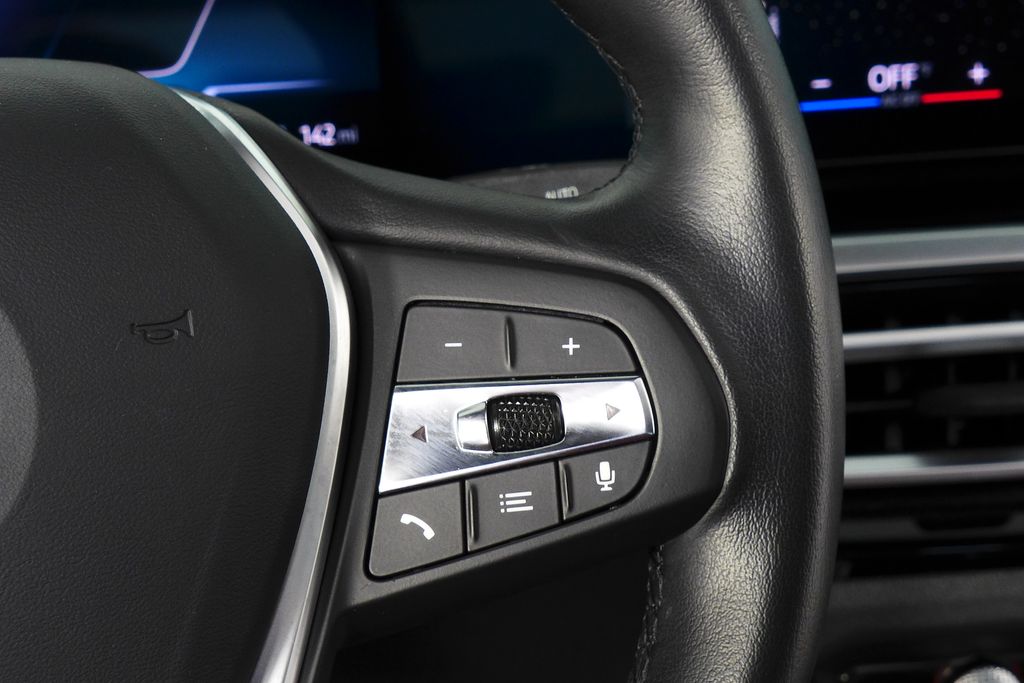 Thumbnail: 2023 BMW i4 - 29