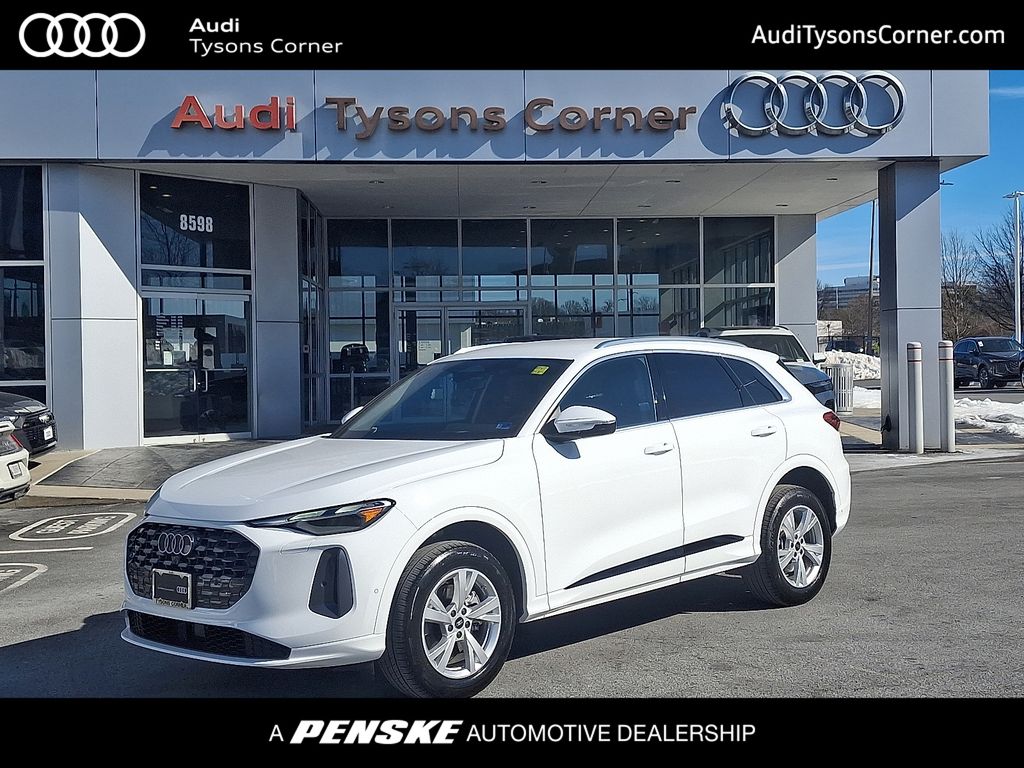 Thumbnail: 2025 Audi Q5 - 1