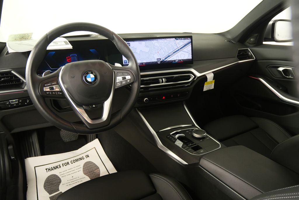 Thumbnail: 2024 BMW 3 Series - 19