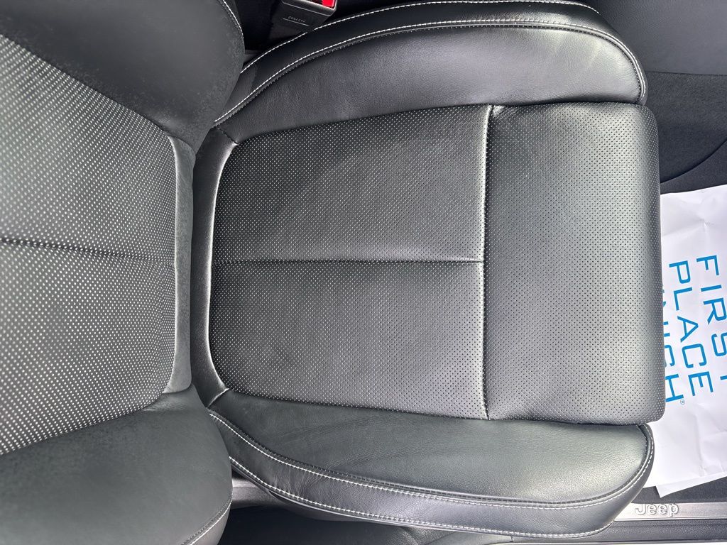 Used 2024 Jeep Grand Cherokee SUV