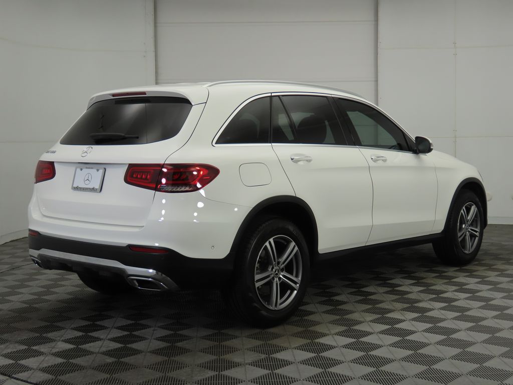 2022 Mercedes-Benz GLC 300 5