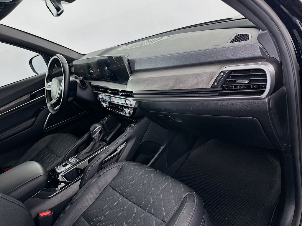 Thumbnail: 2024 Kia Telluride - 30