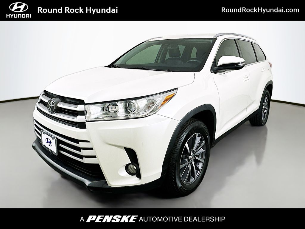 2019 Toyota Highlander XLE -
                Round Rock, TX