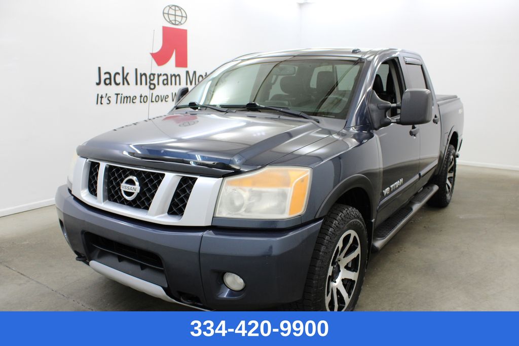  2015 Nissan Titan PRO-4X Crew Cab 4WD   