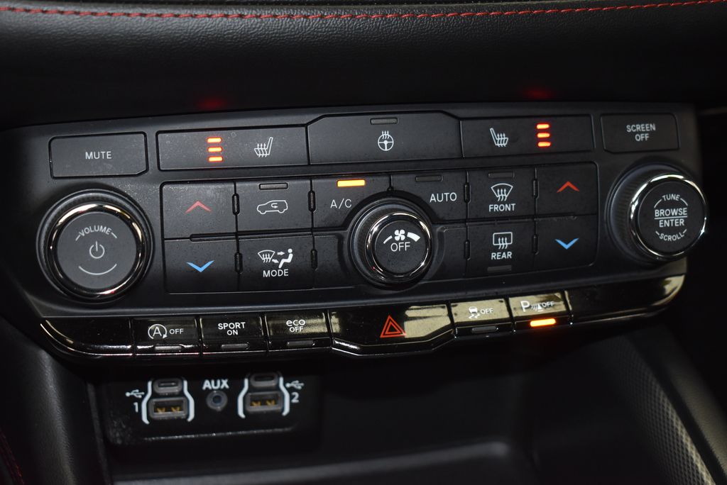 Thumbnail: 2025 Dodge Durango - 21