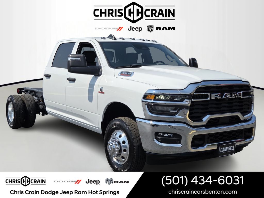 Bright White Clearcoat 2026 RAM 3500 Chassis Pickup Truck Four-Wheel Drive 8-Speed Automatic