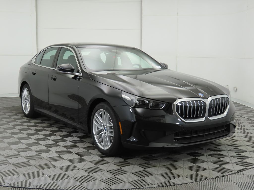 2024 BMW 5 Series 530i xDrive 3
