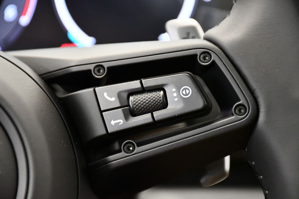 Thumbnail: 2026 Porsche Cayenne - 28