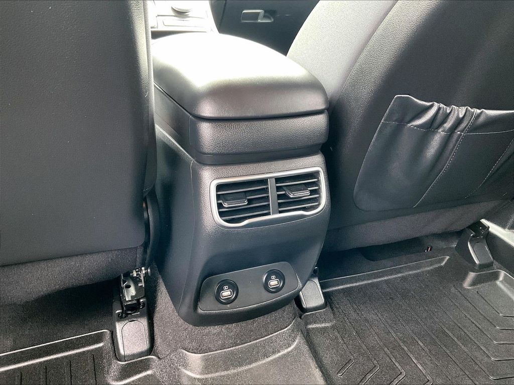 2022 Hyundai Santa Fe — photo 27