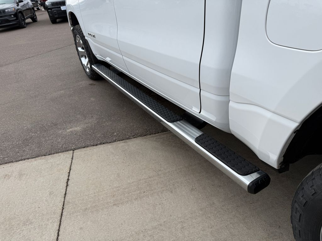 Certified Used 2021 White Ram Big Horn/Lone Star image 37