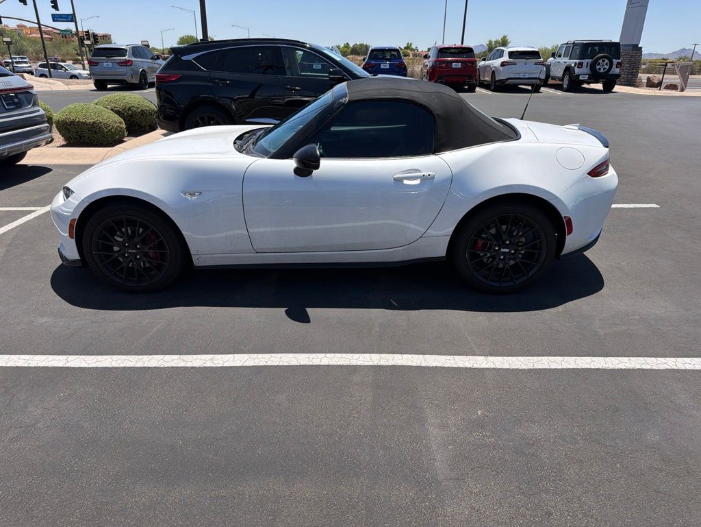 Thumbnail: 2024 Mazda MX-5 Miata - 6