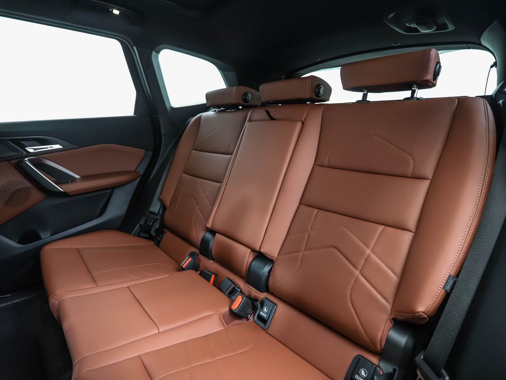 Thumbnail: 2026 BMW X1 - 24