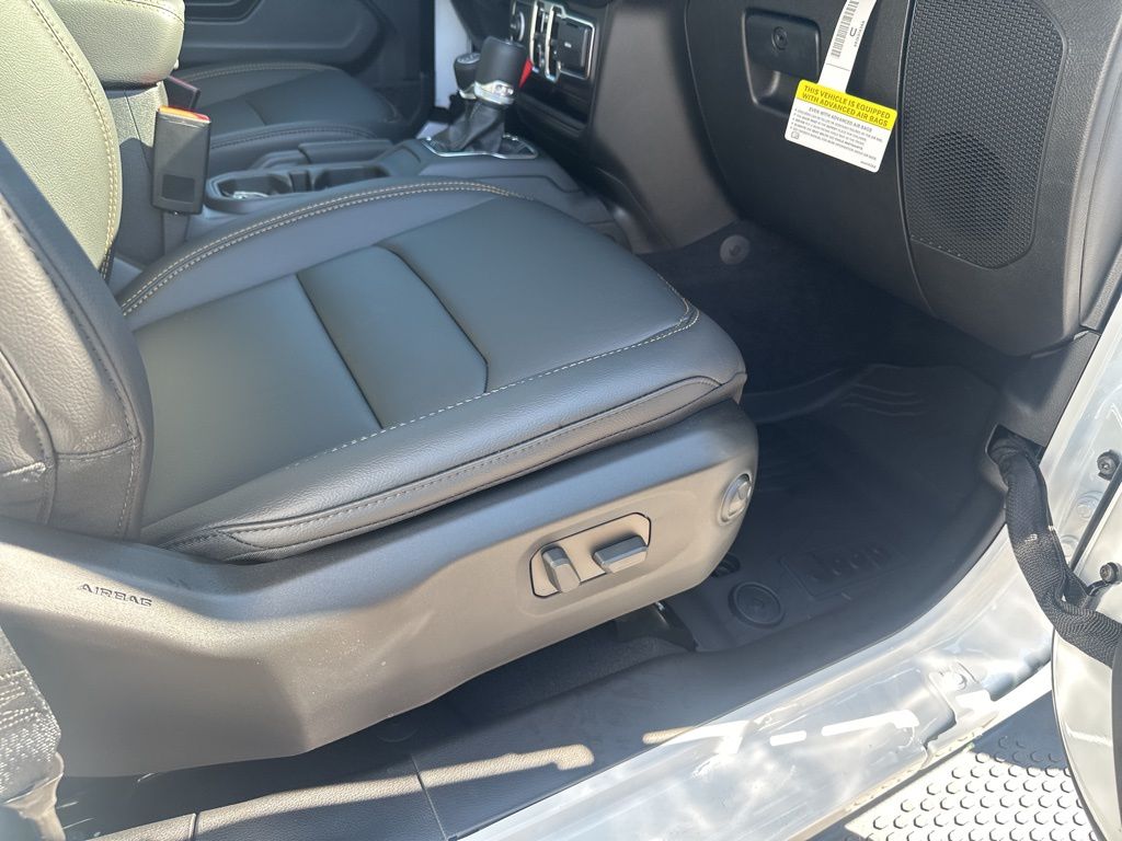 New Car 2025 Jeep Wrangler  Sahara For Sale Under $60,000 In Austin, Texas
