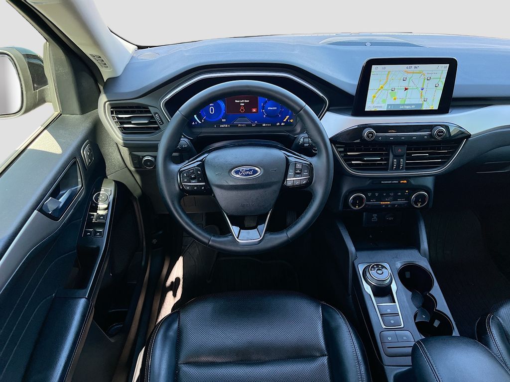 Used 2022 Black Ford SEL image 23