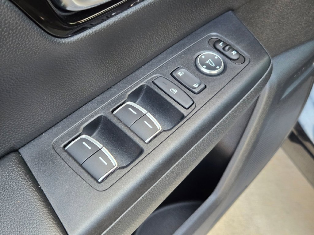 Used 2025 Honda CR-V SUV