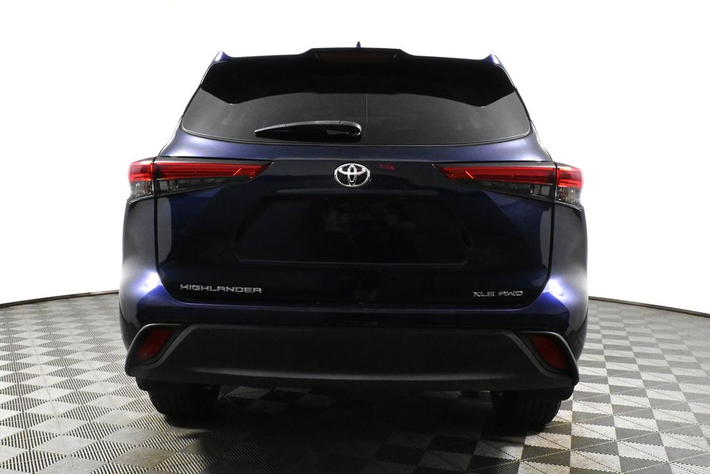 2022 Toyota Highlander XLE 7