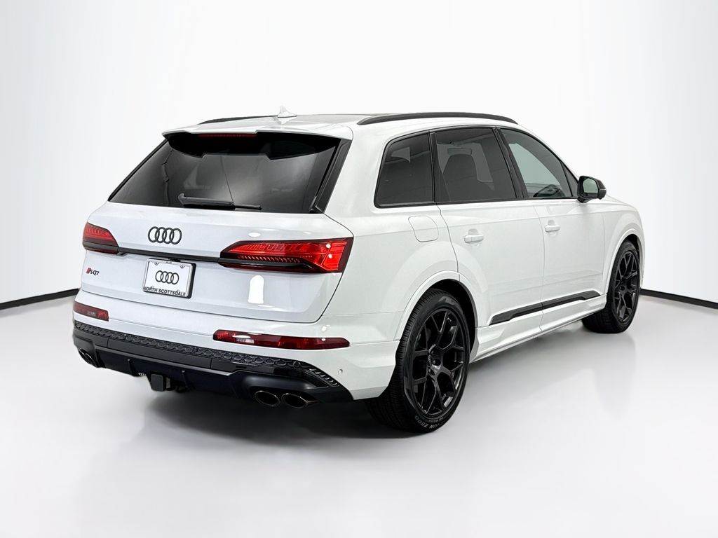 Thumbnail: 2026 Audi SQ7 - 5