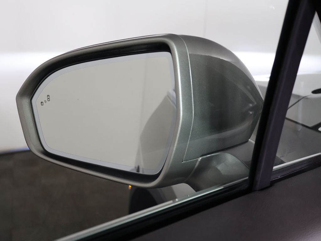 Used 2023 Beige Lincoln Reserve image 38