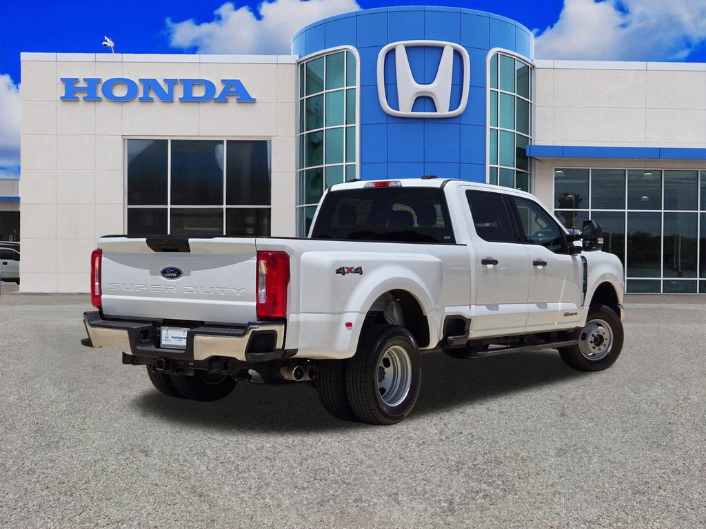 Used 2026 Ford F-350SD Truck