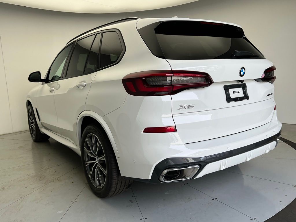 Thumbnail: 2023 BMW X5 - 4