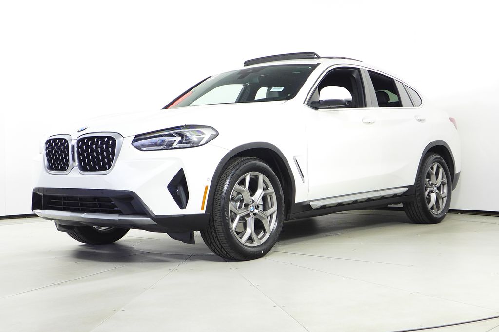 Thumbnail: 2022 BMW X4 - 2