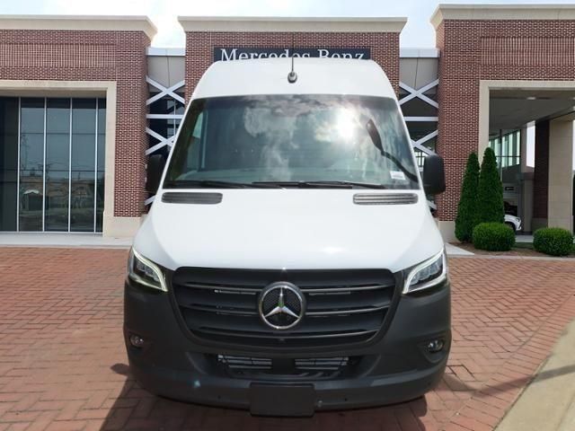 2024 Mercedes-Benz Sprinter 2500 2