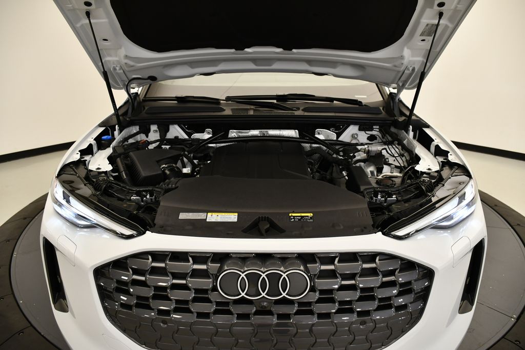 2025 Audi Q5 Premium 12