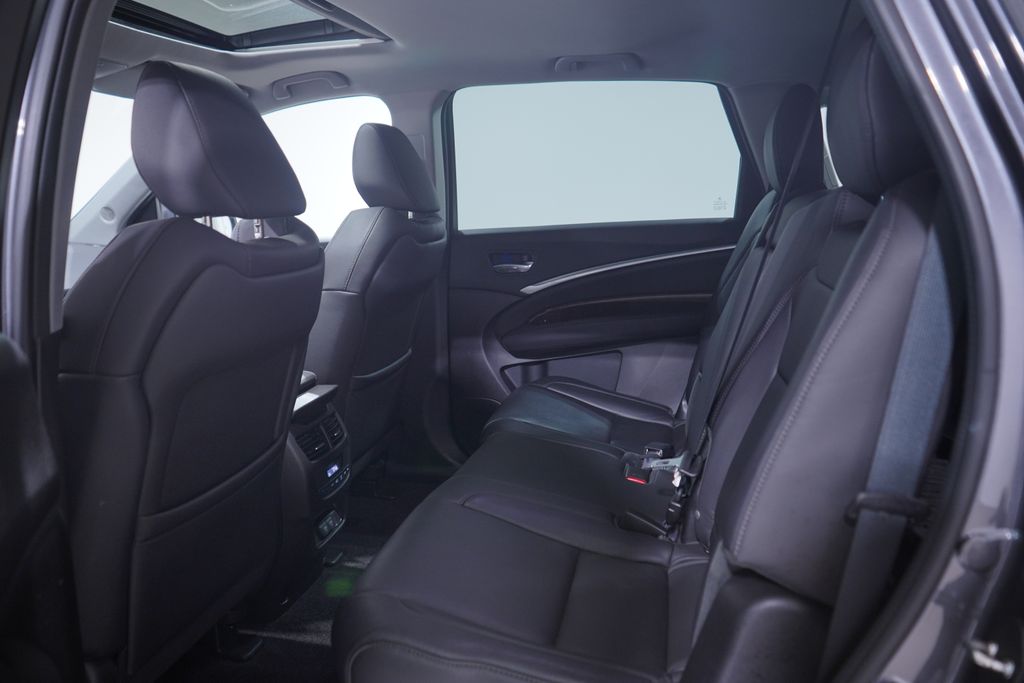 Thumbnail: 2017 Acura MDX - 9