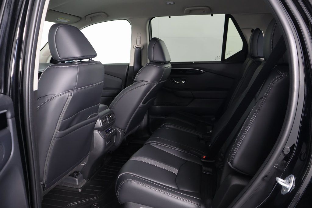 Thumbnail: 2025 Honda Pilot - 6