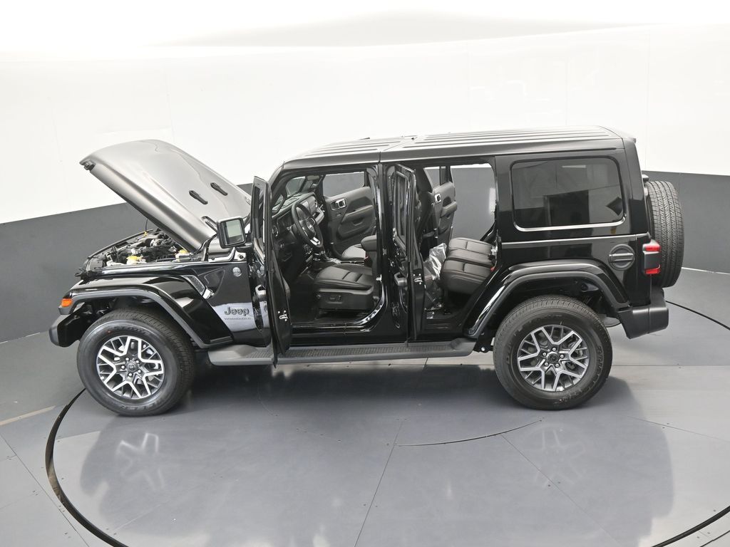 New 2025 Black Clearcoat Jeep Sahara image 65