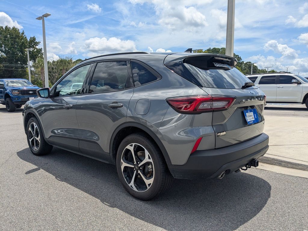 2025 Ford Escape ST-Line Select