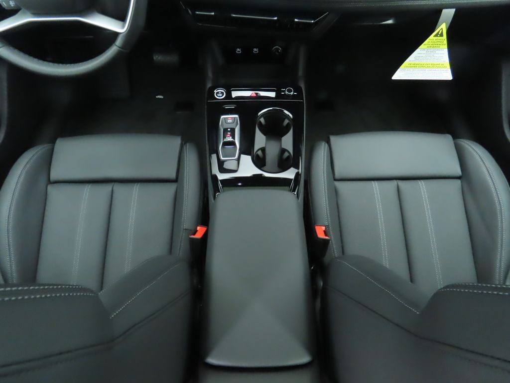 Thumbnail: 2025 Audi A6 - 18