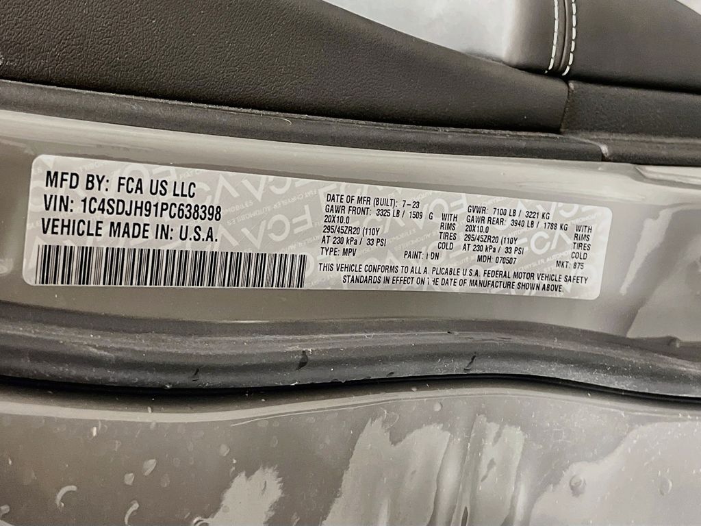 Used 2023 Destroyer Gray Clearcoat Dodge SRT Hellcat Premium image 35