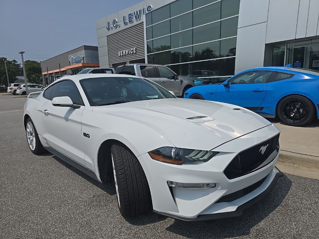 2022 Ford Mustang GT Premium Fastback