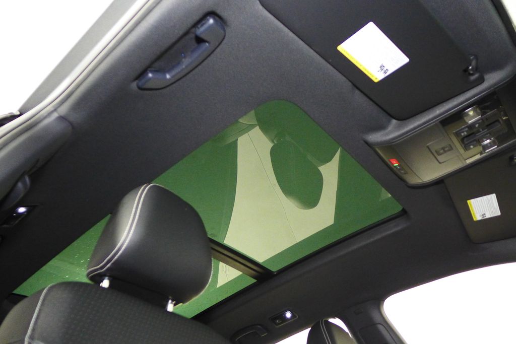 Thumbnail: 2023 Volkswagen Atlas - 18