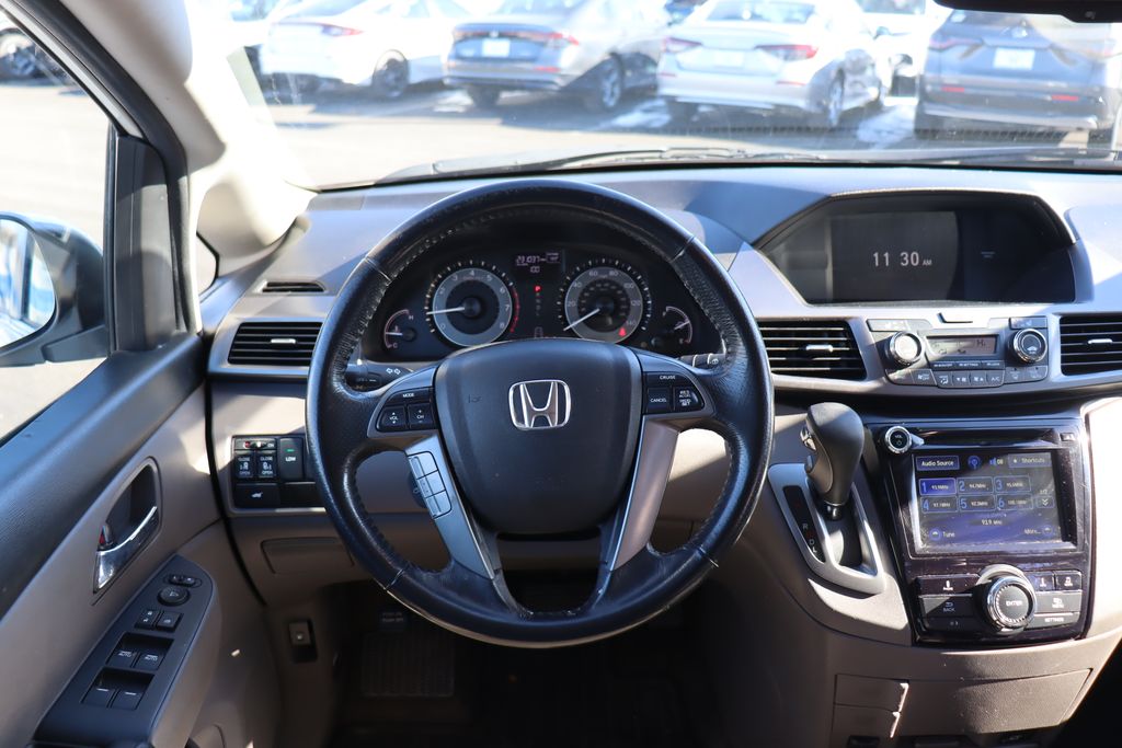 2014 Honda Odyssey EX-L 19