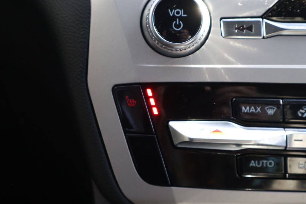 Thumbnail: 2023 Ford Explorer - 18