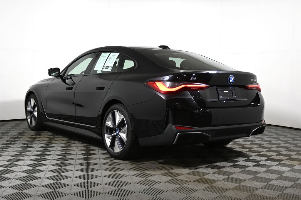 Thumbnail: 2023 BMW i4 - 5
