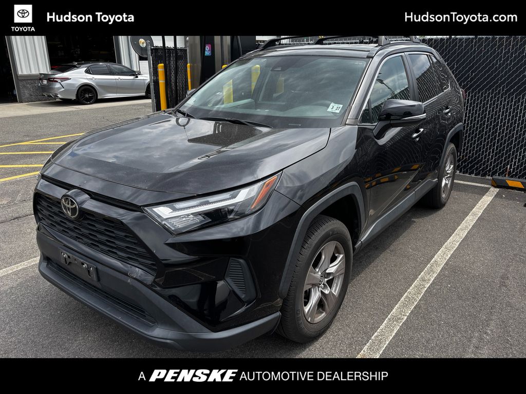 Thumbnail: 2022 Toyota RAV4 - 1