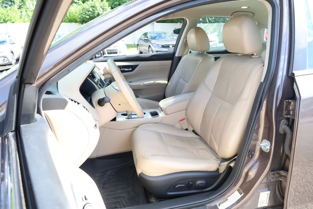 used 2016 Nissan Altima car, priced at $11,997