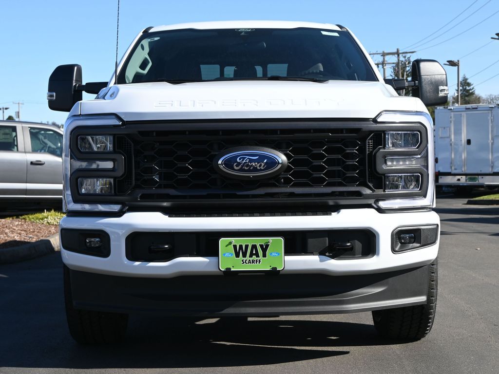 2025 Ford F-350 Super Duty XL