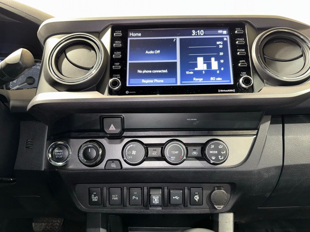 Thumbnail: 2020 Toyota Tacoma - 24